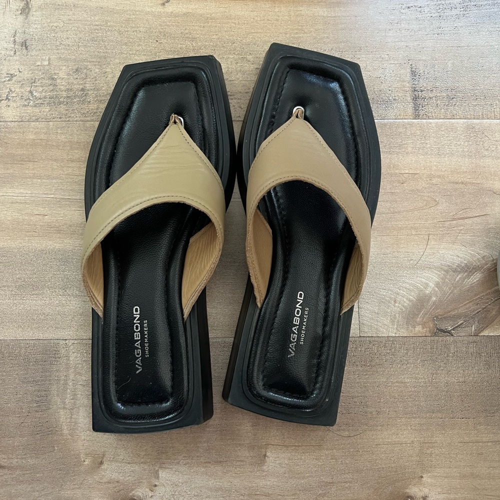 vagabond shoes platform thong sandals